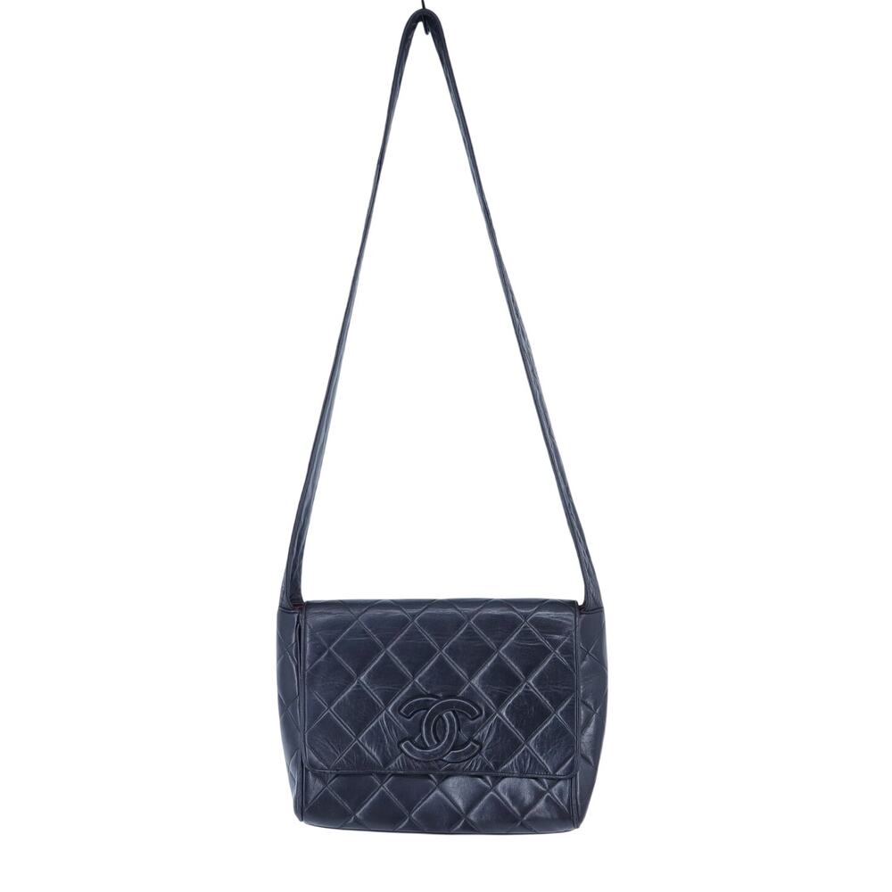 Chanel Vtg 90's Quilted Leather Crossbody Bag Black CC Flap Red Interior Luxury
